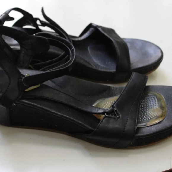 Teva wedge sandals - Picture 8 of 9